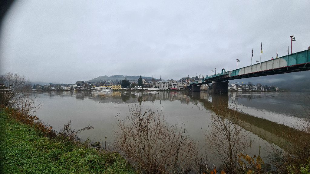 Bild 01_Mosel+Bruecke