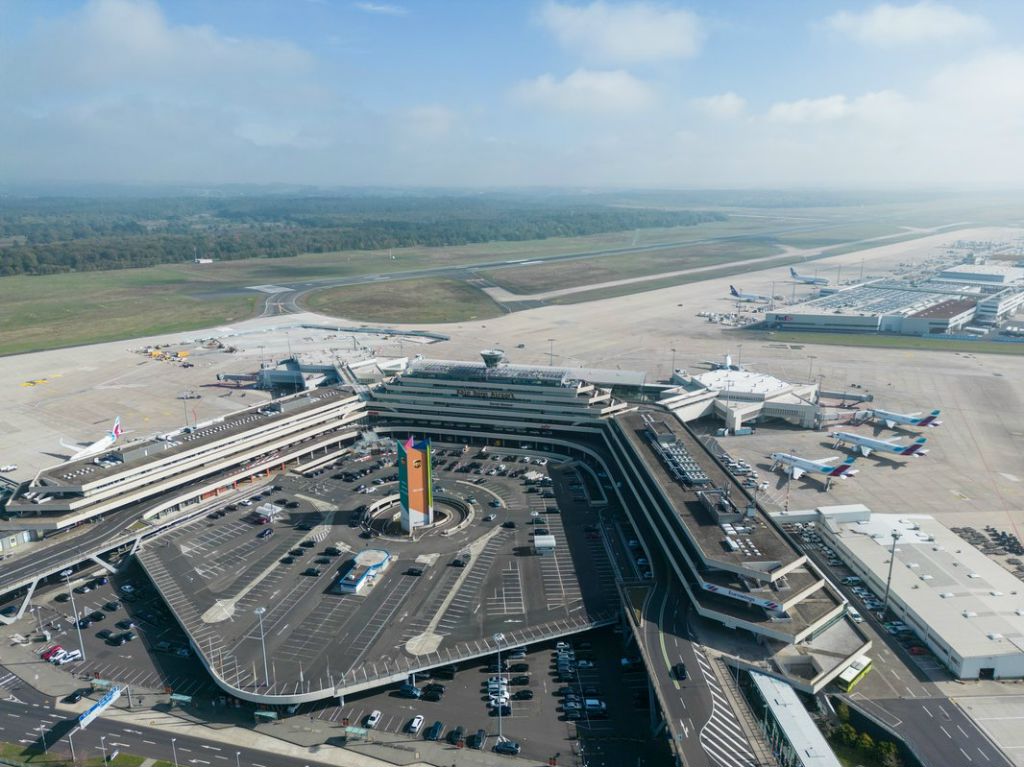 Bild 03_Luftbild_Flughafen
