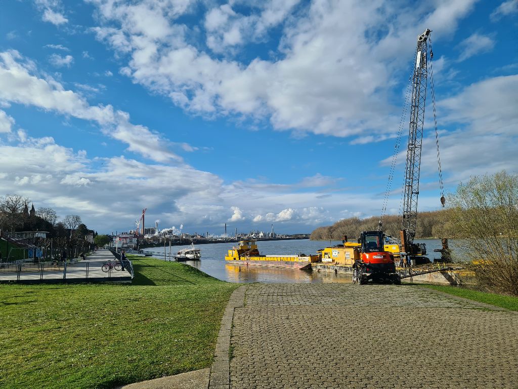 Bild 05_RheinBeiWesseling