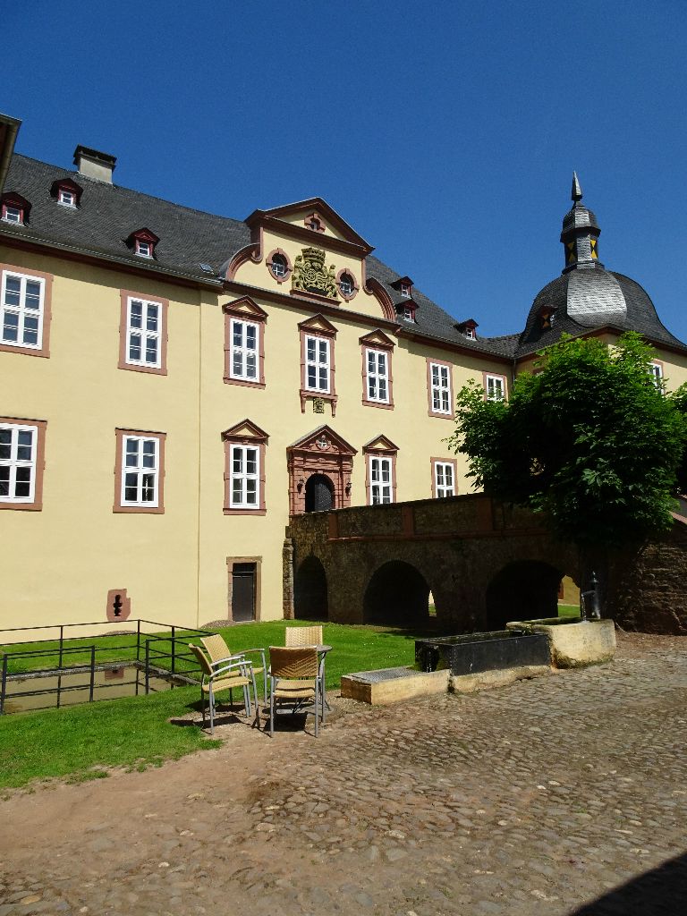 Bild 02_Schloss_Eicks